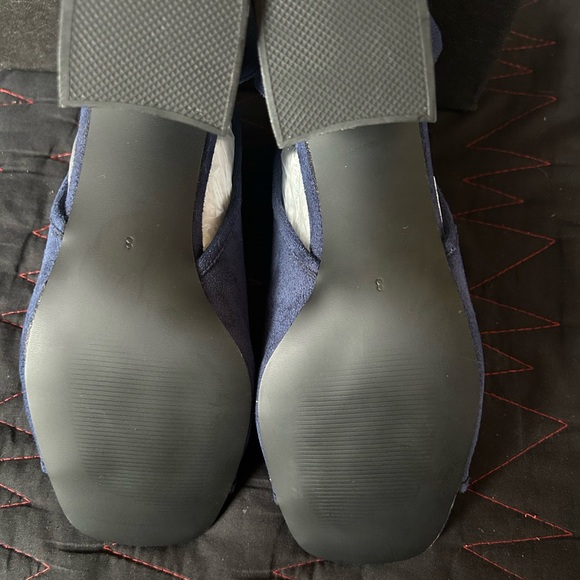 Toe Ankle Booties - Picture 3 of 4